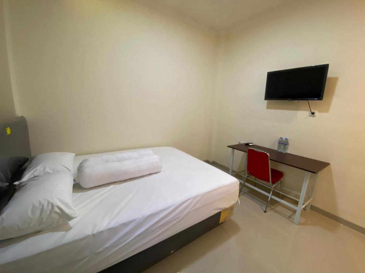 Mapala Guest House Makassar Redpartner 외부 사진